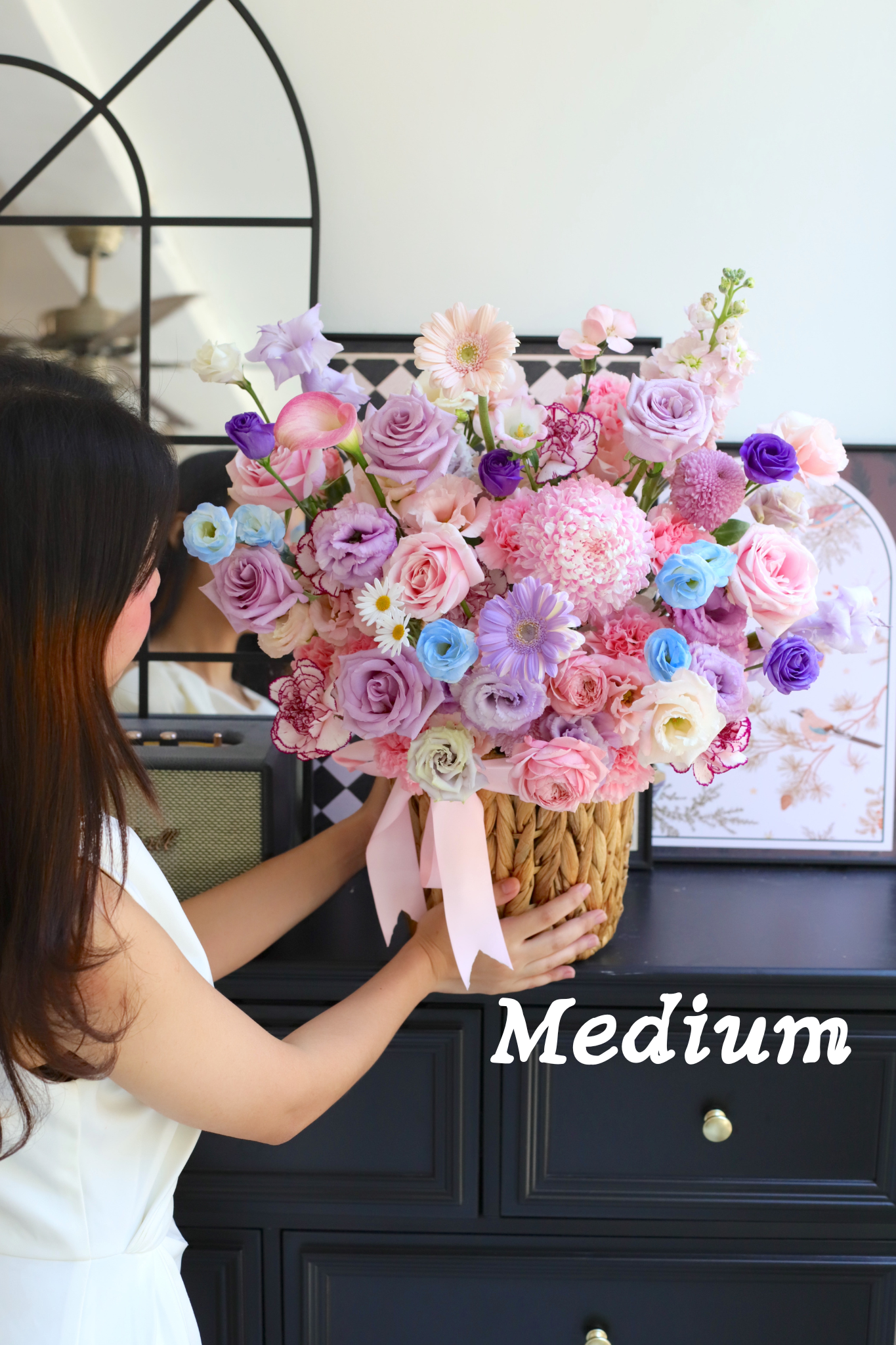 GRACEFUL BLOOMS
