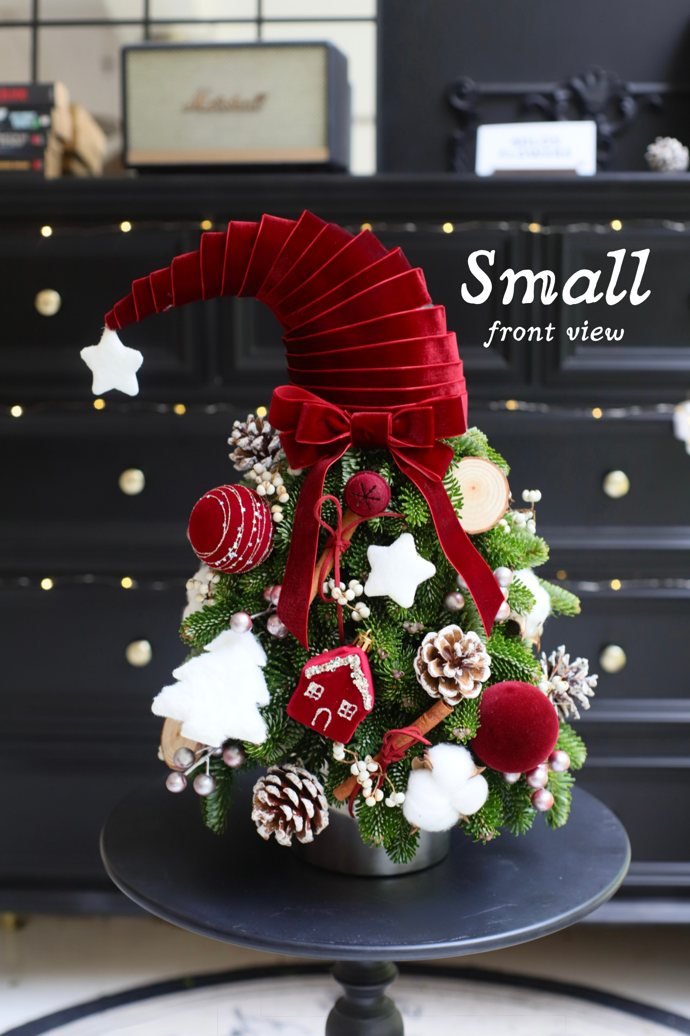 RED FRESH PINE CHRISTMAS TREE